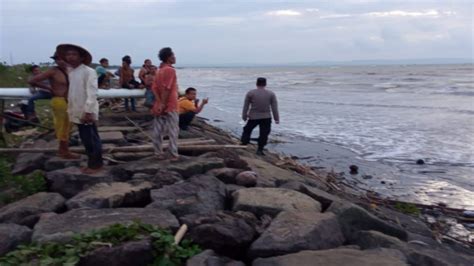 Tim Sar Gabungan Melakukan Pemantauan Kondisi Dua Pekerja Tambak Yang