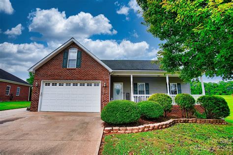 111 Brookview Dr Shelby Nc 28152 Mls 4063646 Redfin