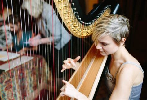 Harpist Alexandra Harp Player For Hire Hire A Harpist Wedding Harpist