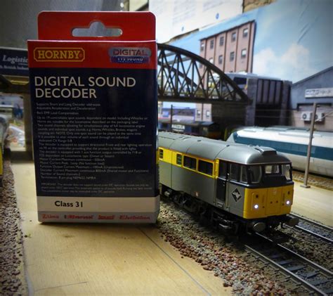 Hornby TTS R8101 Class 31 DCC Sound Fitting Speaker Upgrade