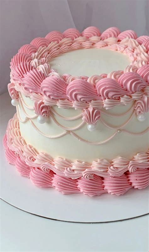 Pin By Grazia Serrone On Cakes Vintage Birthday Cakes Cake Designs