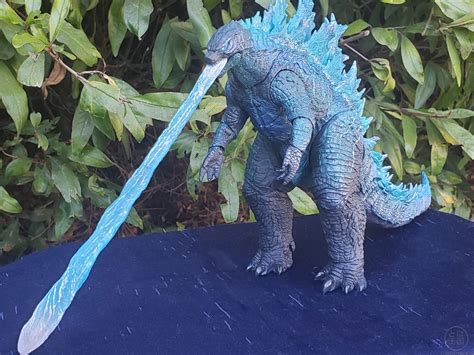 Toy Godzilla 2019 12 Head To Tail Neca