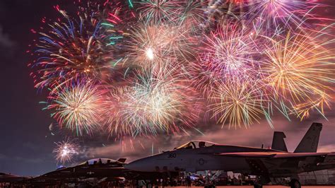 Day Or Night Theres Excitement In The Air At Eaa Airventure Oshkosh