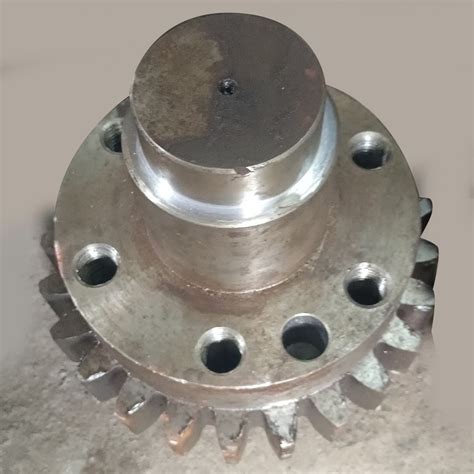 Heavy Vehicle Stainless Steel Gear Shaft For Automobile Industry At Rs