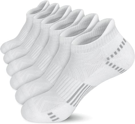 11 Best Cushioned Socks To Keep Your Feet Safe And Stable