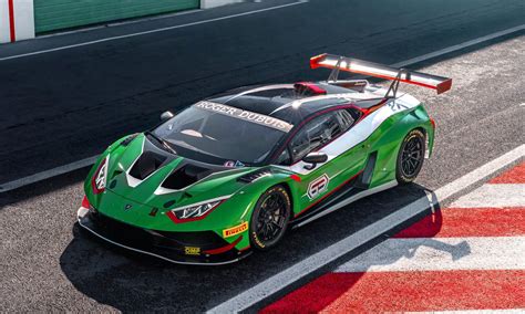 Lamborghini Huracan Gt3 Evo2 Debuts Wvideo Double Apex