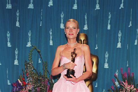 Gwyneth Paltrow says uses her "Shakespeare in Love" Oscar as a doorstop ...