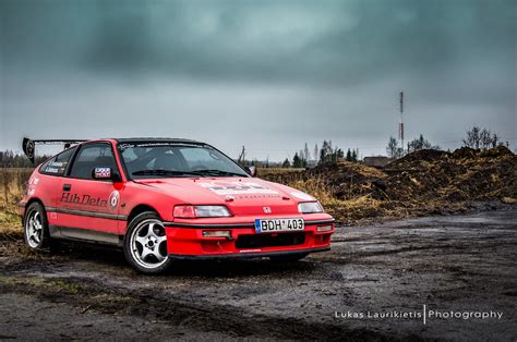 Honda Crx Honda Crx Race Car In The Fields Lukas Laurikietis Flickr