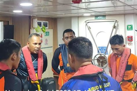 Basarnas Ternate Cari Speedboat Berpenumpang 40 Orang Yang Hilang Di