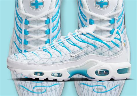 Nike Air Max Plus Marseille Coat Of Arms Fq Crumpe