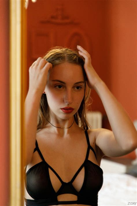 Sexy Italian Babe Claudia Veneza Strips To Her Lingerie Poses In The Mirror CoedCherry