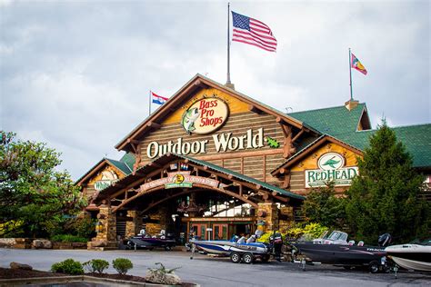 Cabelas Executives Net M In Sale To Bass Pro Springfield