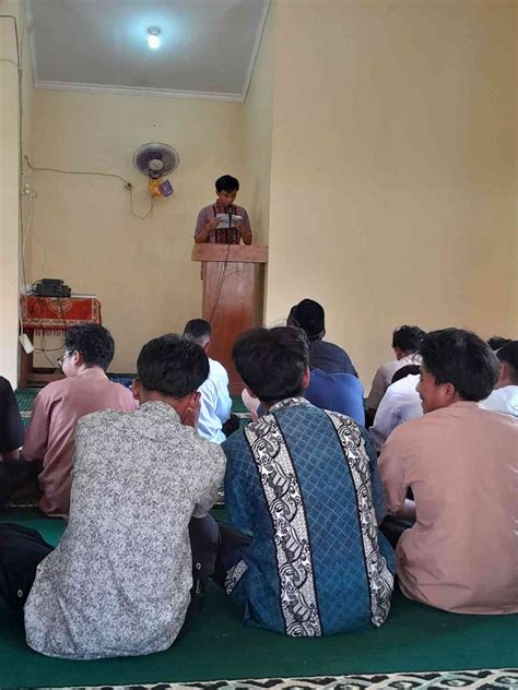 Smk Negeri 1 Kelapa Kampit Membangun Generasi Berkarakter Melalui