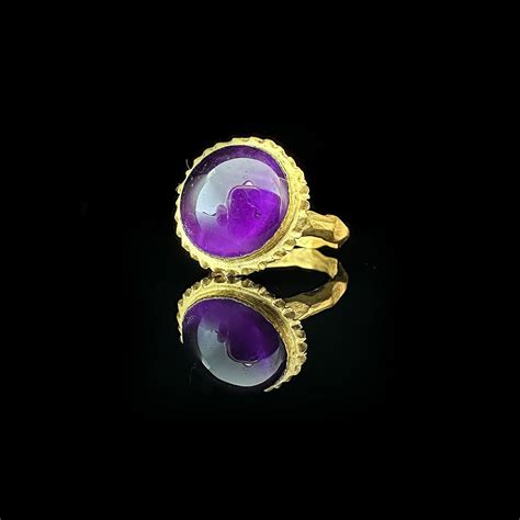 Byzantine gold amethyst ring Circa 600-800 AD - REGALIA ROYAL JEWELLERY