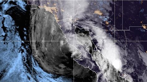 Hilary Impacta Baja California Como Tormenta Tropical Contin A Alerta