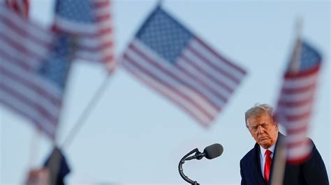 Donald Trump ne témoignera pas dans le cadre de son procès au Sénat