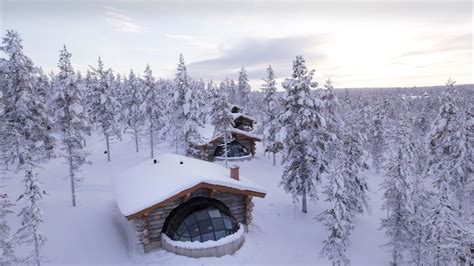 Kakslauttanen Glass Igloos Watch The Northern Lights From Your Bed Kakslauttanen Arctic