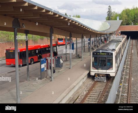 öffentliche Verkehrsmittel In Oslo Fotos Und Bildmaterial In Hoher