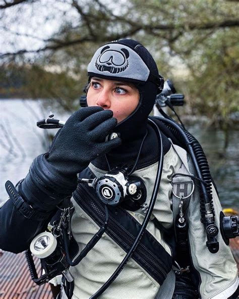 Pin By Hailey Saint On Scuba Women Drysuit Full Face Mask Scuba