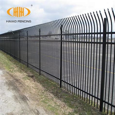 Decorative Black Coated Single Top Curved Spear Steel Fencing Designs Wrought Iron Fences For