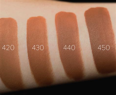 Swatches: Fenty Pro Filt'r Foundation