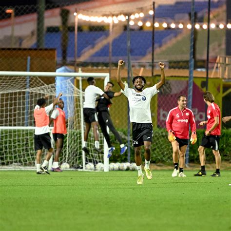 نادي الشباب السعودي On Twitter 👏🏼⚽️ يلاشباب الشبابفيأبوظبي