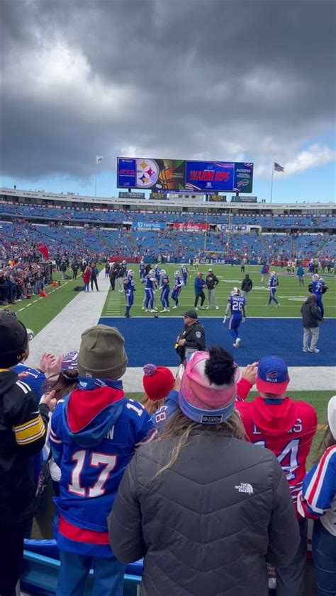 Kristin On Twitter Josh Allen Passing Out Handshakes BuffaloBills