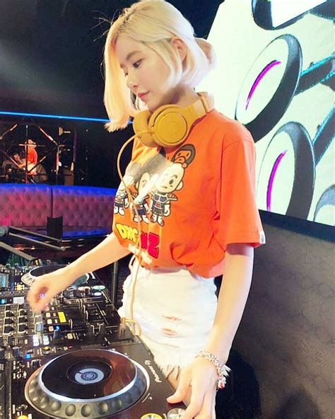 Dj Soda The Hottest Female Dj In Seoul Dj Asian Model Hip Hop Inspiration