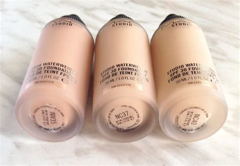 MAC Studio Waterweight SPF 30 Foundation | Aishwarya