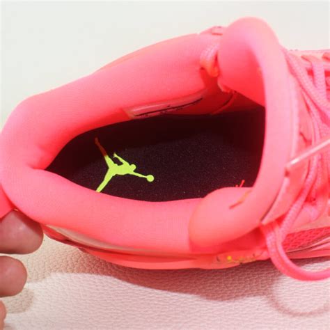 Jordan Retro Hot Punch Women S A V Pawn