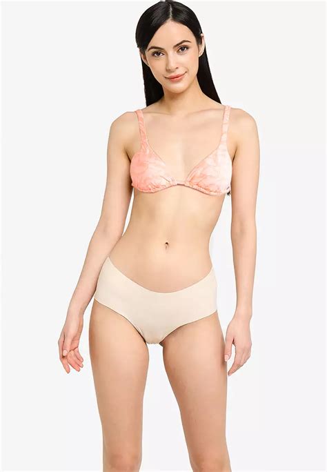 Buy Rip Curl Sun Chaser Triangle Bikini Top Online ZALORA Malaysia