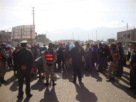 Vecinos Protestan Por Instalaci N De Antena Video Peru Correo