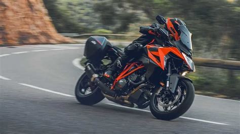 KTM Unleashes The 2022 1290 Super Duke GT