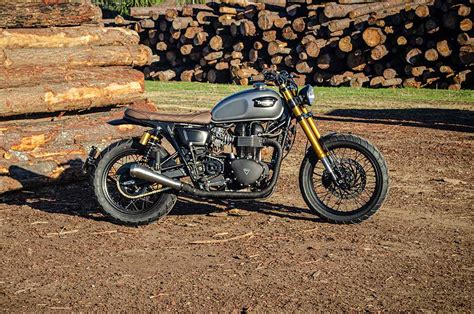 Triumph Brat Style Motorcycle Lord Drake Kustoms