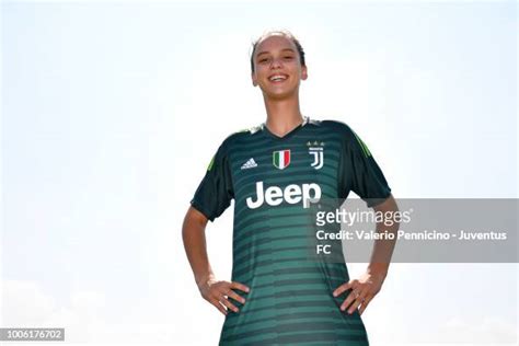 Juventus Women Unveils New Signing Doris Bacic Photos And Premium High