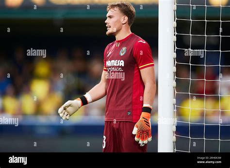 Filip Jorgensen Villarreal CF 13 Reacts During The LaLiga Match