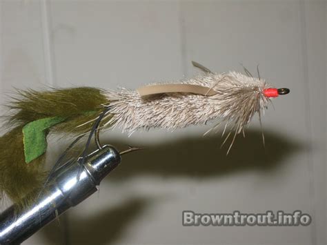 Tying A Deer Hair Mouse Pattern Fly For Trout Fishing