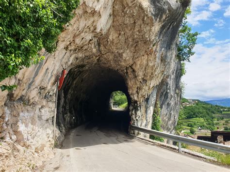 Manzano Tunnel Mori 1972 Structurae