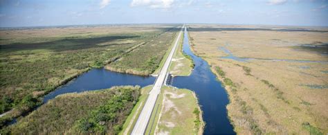 Riding the Tamiami Trail