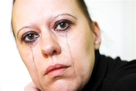 Premium Photo Closeup Of Crying Brunette Woman With Smudged Makeup