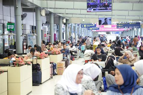 Mudik Lebaran KAI Sukses Antarkan 848 Ribu Penumpang KA Jarak Jauh