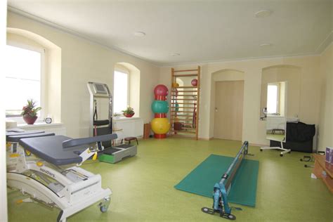 Praxis für Physiotherapie Skoliosetherapie Osteopathie Wiesenbad