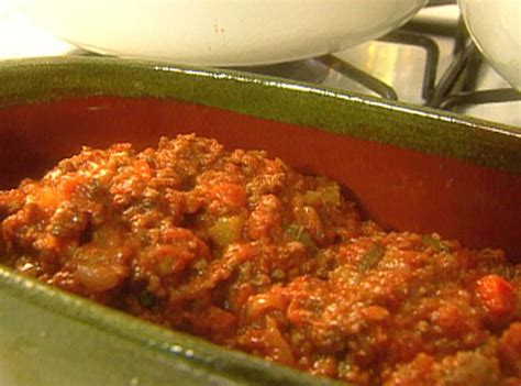 Simple Bolognese Recipe Courtesy Giada De Laurentiis Just A Pinch Recipes