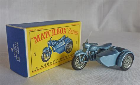 Rockertron Toys Matchbox Toys Mb4c Triumph T110 Motorcycle Sidecar D Box Ftt