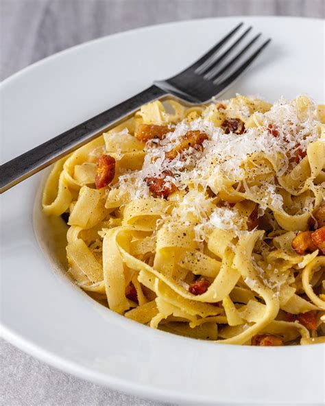 Fettuccine Carbonara Recipe