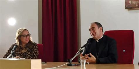 Scambio Di Auguri Natalizi Con La Comunit Diocesana Lametina Mons