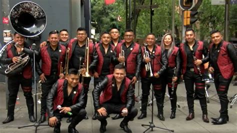 Banda sinaloense de PBI ofreció concierto a las madres en CDMX Uno TV