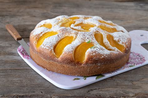 Torta Con Ricotta E Pesche Sciroppate Torta Con Ricotta E Pesche