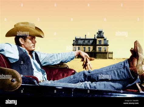 James Dean Giant 1956 Stock Photo Alamy