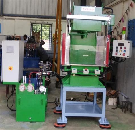 Valvo Mild Steel C Frame Hydraulic Press For Industrial Capacity Up